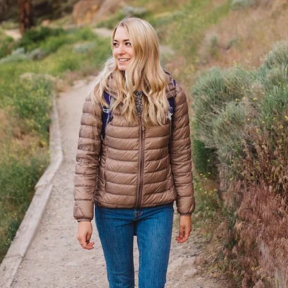 Women's Lightweight Down Puffer Jacket
